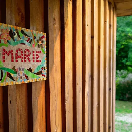 Les Du Brusquand Chalet